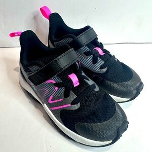 Kids Black and Pink new balance Athletic Shoes